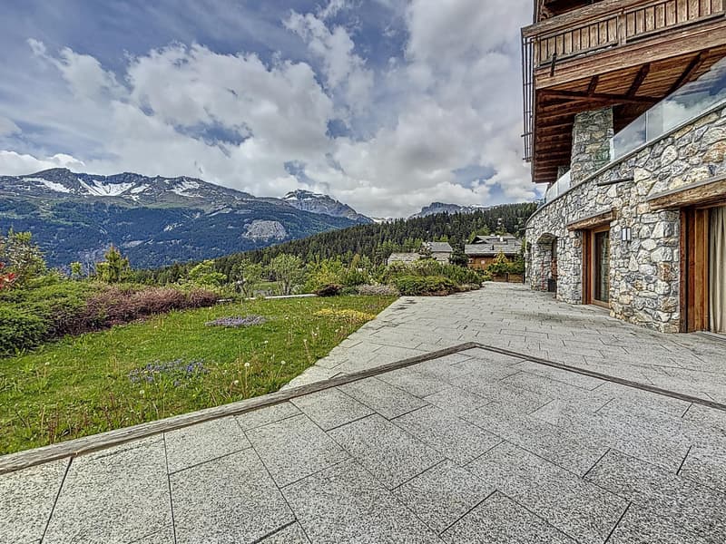 Exceptional apartment in Crans-Montana (3)