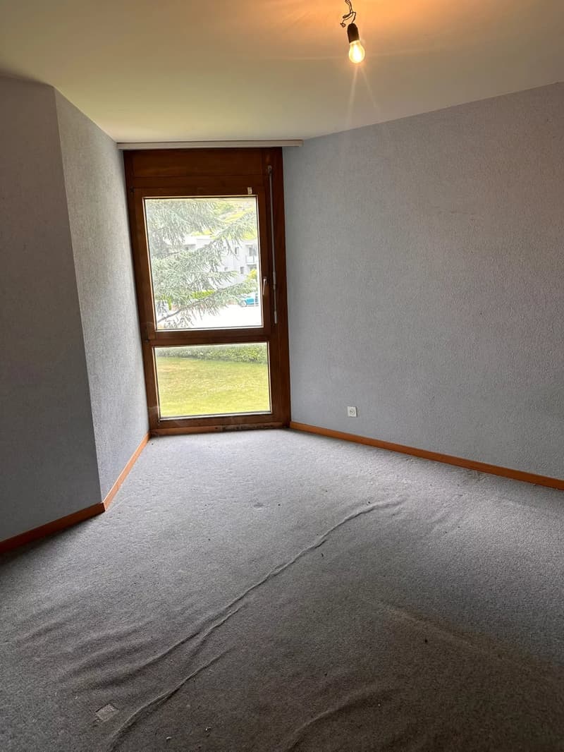 Vétroz - Large 2.5-room apartment to renovate - South-West balcony - Quiet location (12)