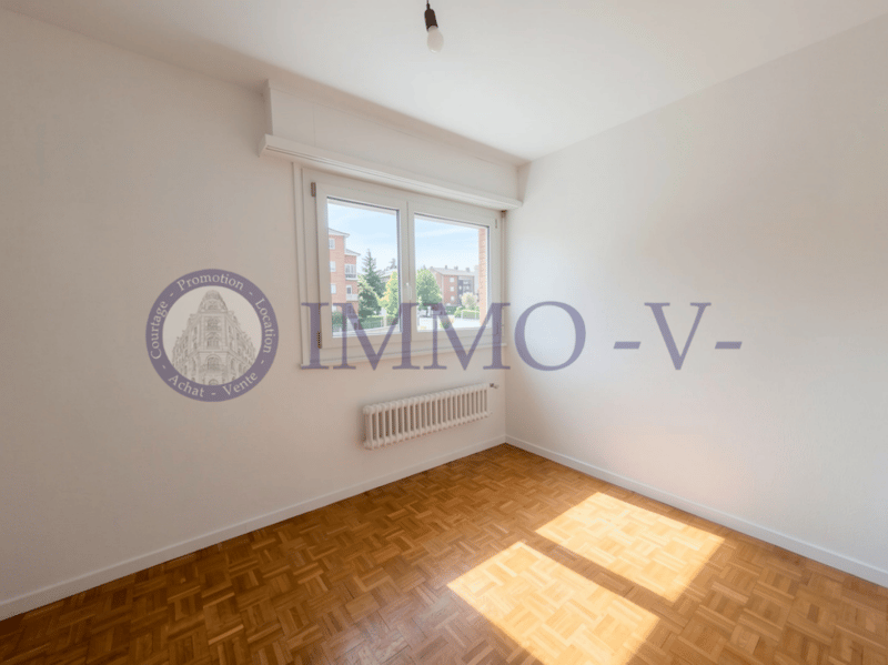 Appartamento di 3.5 locali a La Chaux-de-Fonds (4)