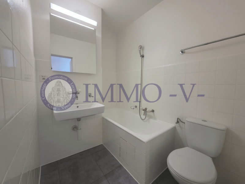 Appartamento di 3.5 locali a La Chaux-de-Fonds (5)