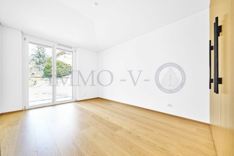 NEUF DE HAUT STANDING AVEC BALCON-TERRASSE ET VUE PANORAMIQUE - LOT 1 (11)
