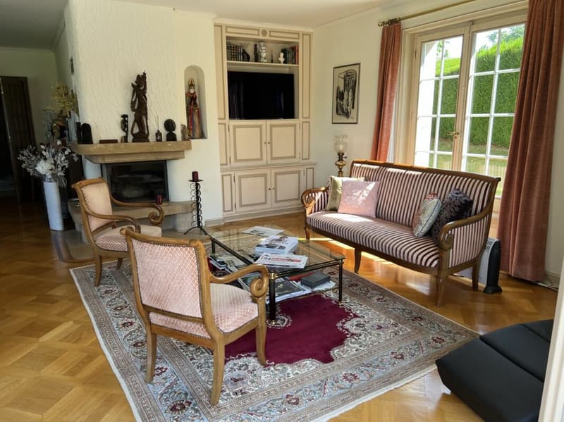 Villa indipendente con piscina a Vufflens-le-Château: Superbo potenziale di ristrutturazione (5)