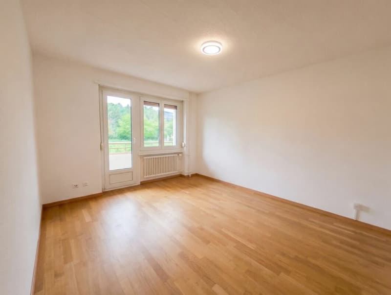 Schönes 3.5-Zimmer-Apartment hell und in excellentem Zustand (2)