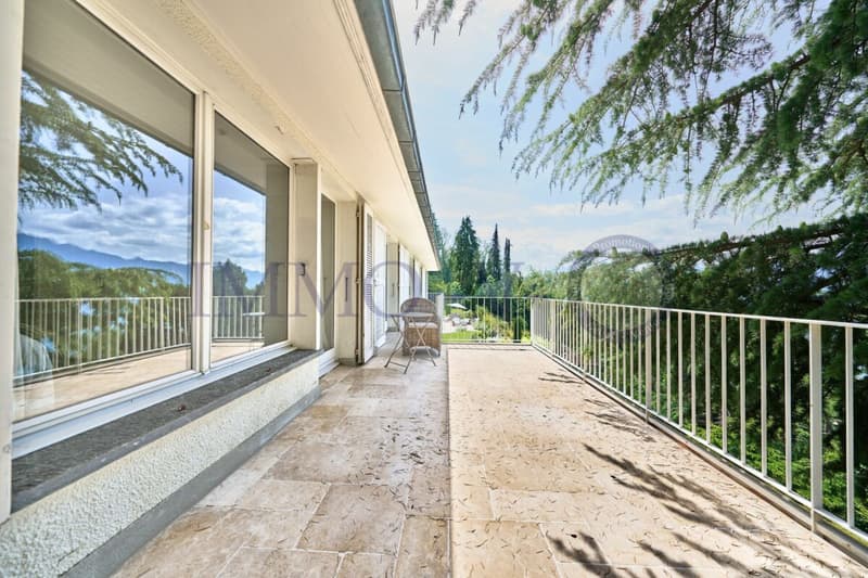 EXCLUSIVE AVEC PISCINE ET VUE PANORAMIQUE (14)