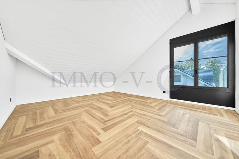 DUPLEX DE HAUT STANDING AVEC BALCON-TERRASSE (9)