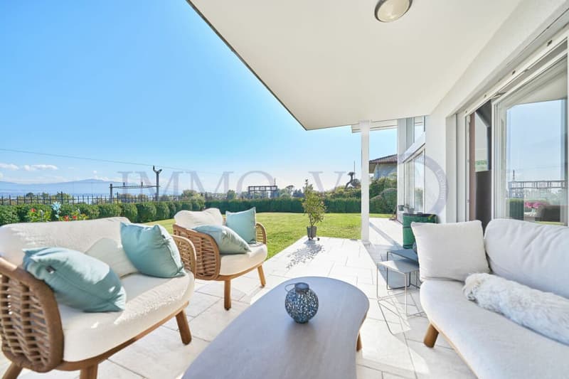 DE STANDING AVEC GRAND JARDIN ET VUE LAC (7)