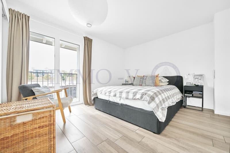 CONTEMPORAINE ET SPACIEUSE AVEC JARDIN AVEC SITUATION IDEALE (5)