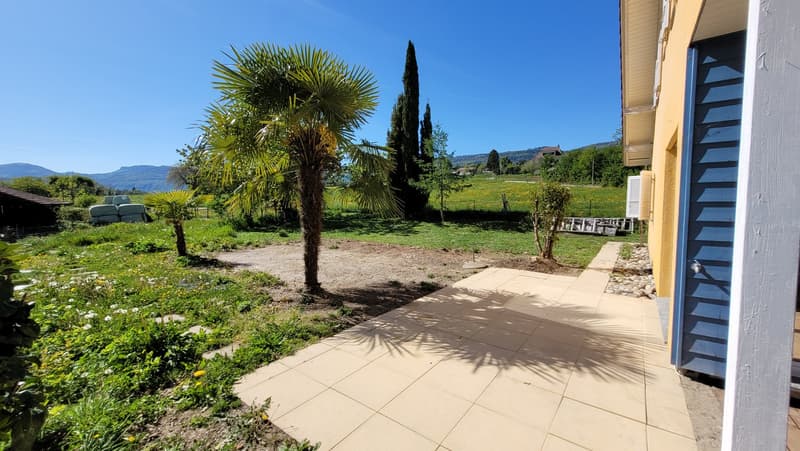 Villa 150 m² in Giez — Jura view, calm and full of potential (2)