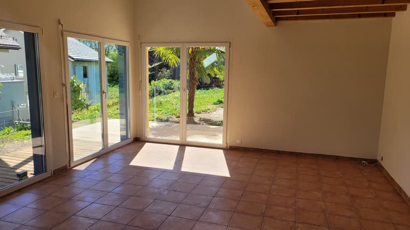 Villa 150 m² in Giez — Jura view, calm and full of potential (9)