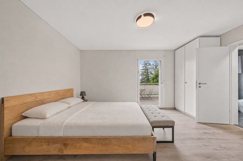 Villa familiale récente avec piscine chauffée et vue dégagée (9)