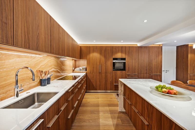 Seltenheit mit Waldblick! Maisonette-Wohnung auf dem Zürichberg (2)