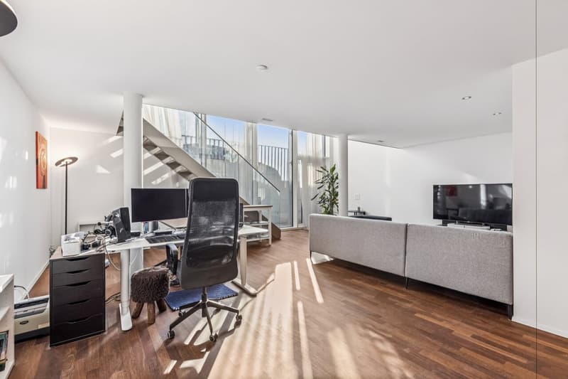 Maisonette-Wohnung mit grosszügigem Wohnatelier (3)