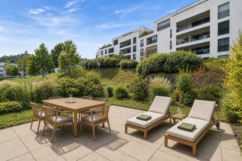 Gartenwohnung mit Wintergarten und grosser Terrasse (1)