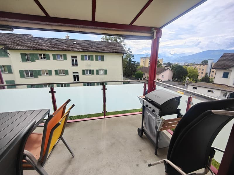 Appartement de 3 pièces très central et calme à louer! (7)