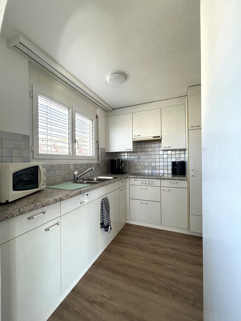 Helle 4.5-Zimmer-Dachwohnung mit Balkon in Uznach (10)