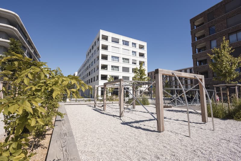 Idealer Raum für ein Yoga-/Pilates-/Fitness-Studio (7)