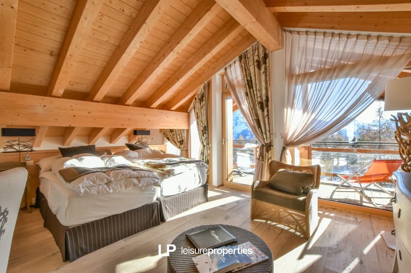 Royal Presidential Suite ski-in/-out (2)