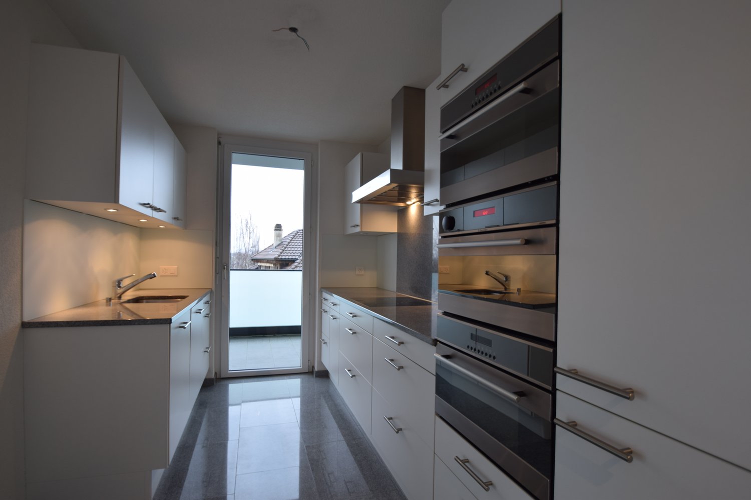 Bild Exklusive 5.5-Zimmer-Wohnung in Ittigen - Wohnen mit Stil und Komfort