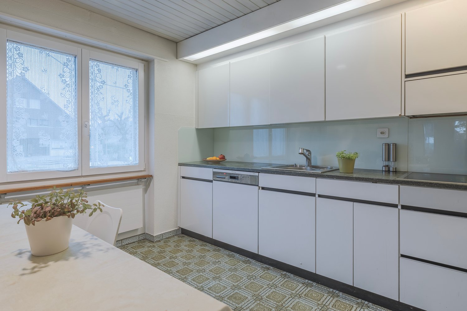 Immobilie in Rizenbach - Wonderfulspacewithlargegardenarea-Rizenbach - Bild 1