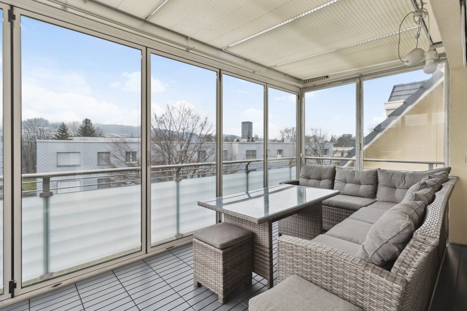 Immobilie in Fahrweid - Exclusive5.5-roomapartmentnearZurich–modern&amp;stylish - Bild 1