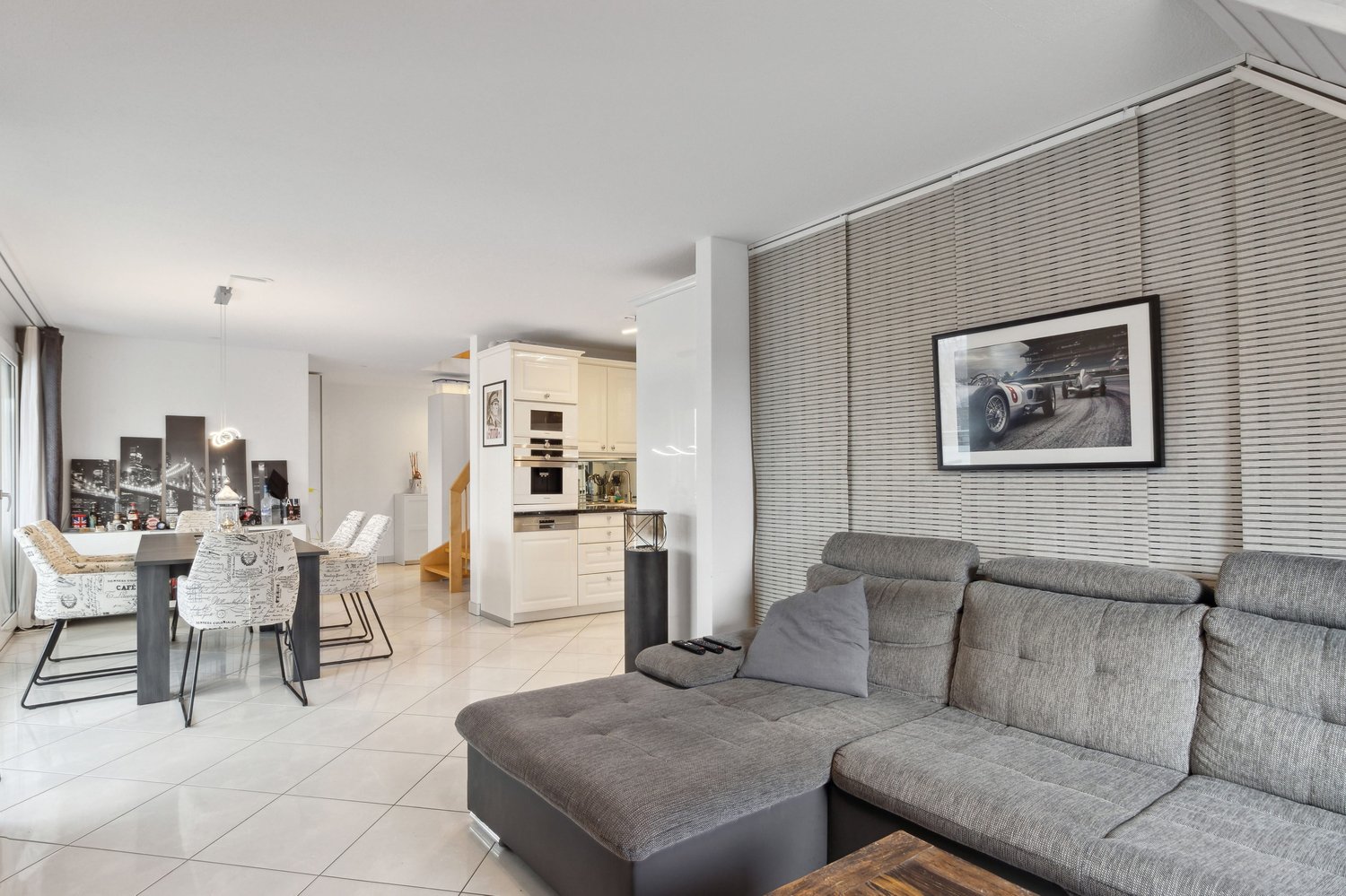 Immobilie in Fahrweid - Exclusive5.5-roomapartmentnearZurich–modern&amp;stylish - Bild 2