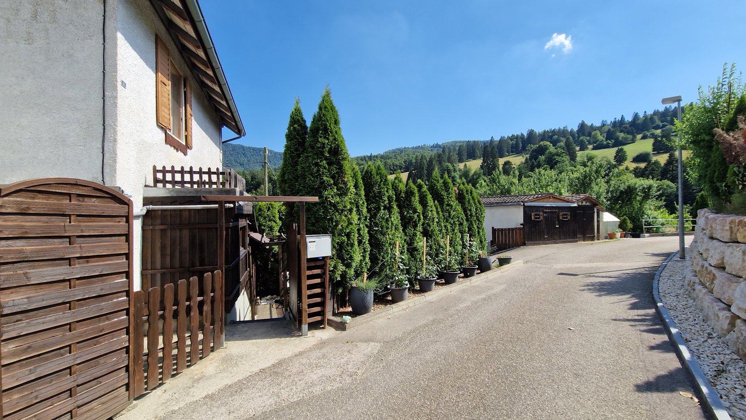 Immobilie in Perrefitte - Charming 7.5-room family house in Perrefitte - Bild 1