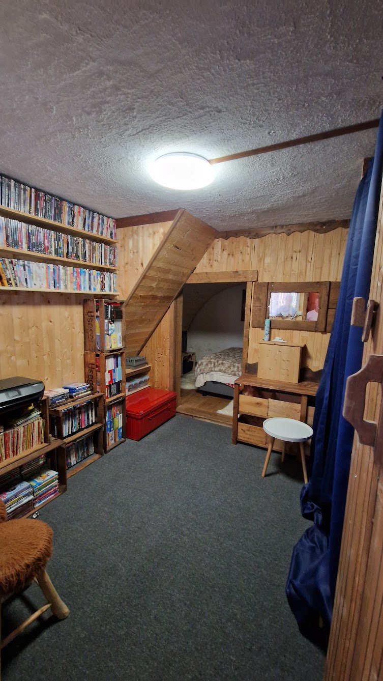 Immobilie in Perrefitte - Charming 7.5-room family house in Perrefitte - Bild 20