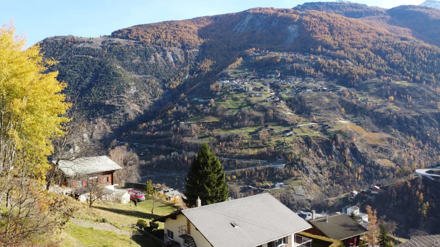 Country house with a nice view of the mountain