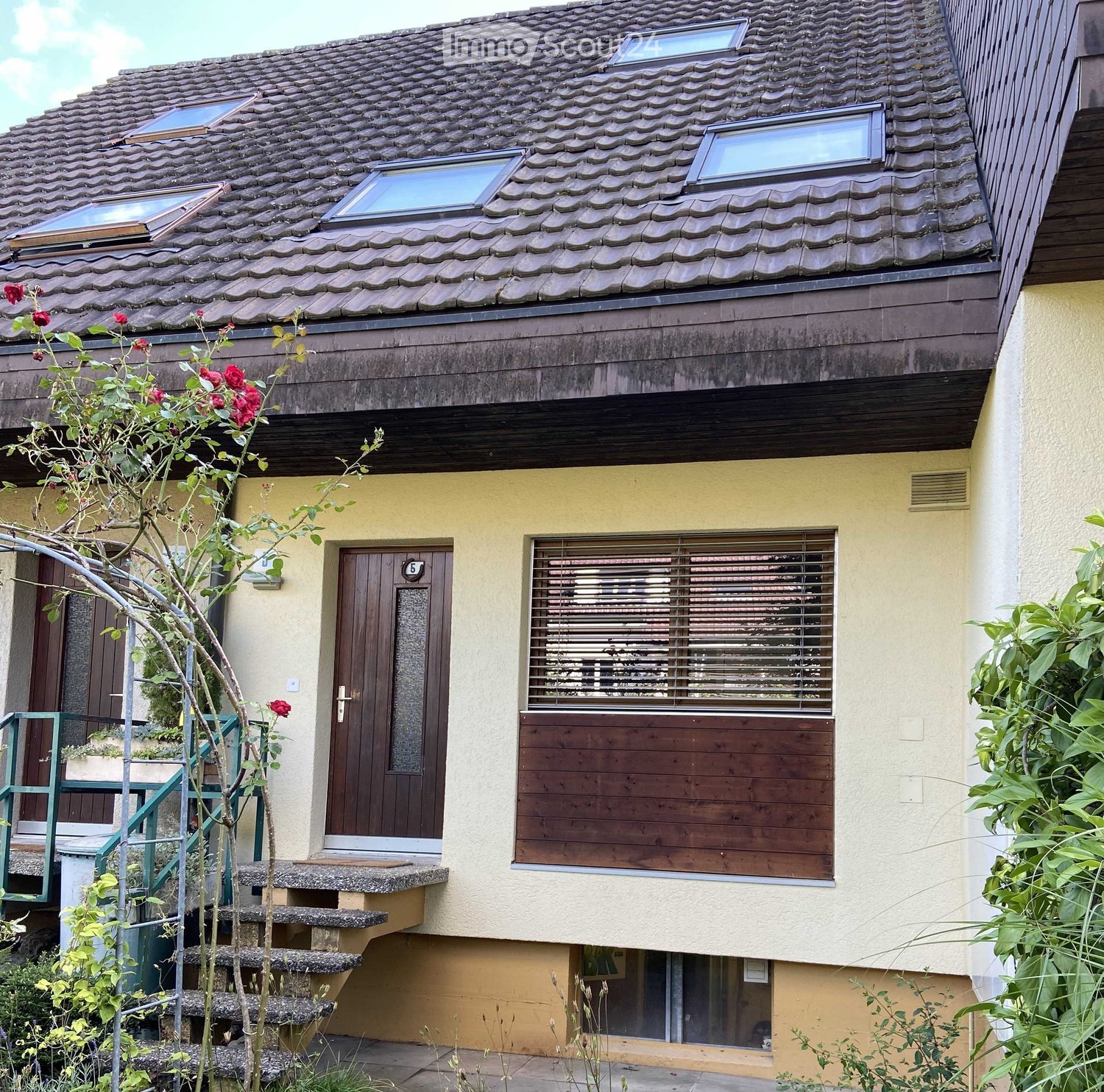 detached house, entrance, windows, wooden door, staircase, tiled roof