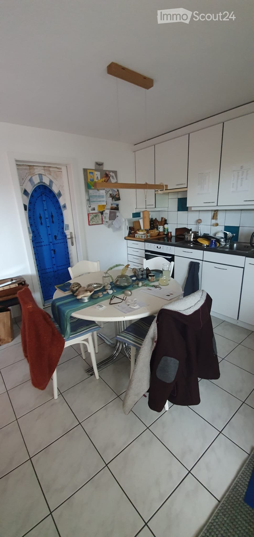 {"type": "Kitchen", "objects": ["table", "chair", "oven", "sink", "faucet", "cupboard", "fridge", "oven", "faucet", "cupboard", "cupboard", "cupboard", "cupboard", "cupboard", "cupboard", "cupboard", "cupboard", "cupboard", "cupboard", "cupboard", "cupboa