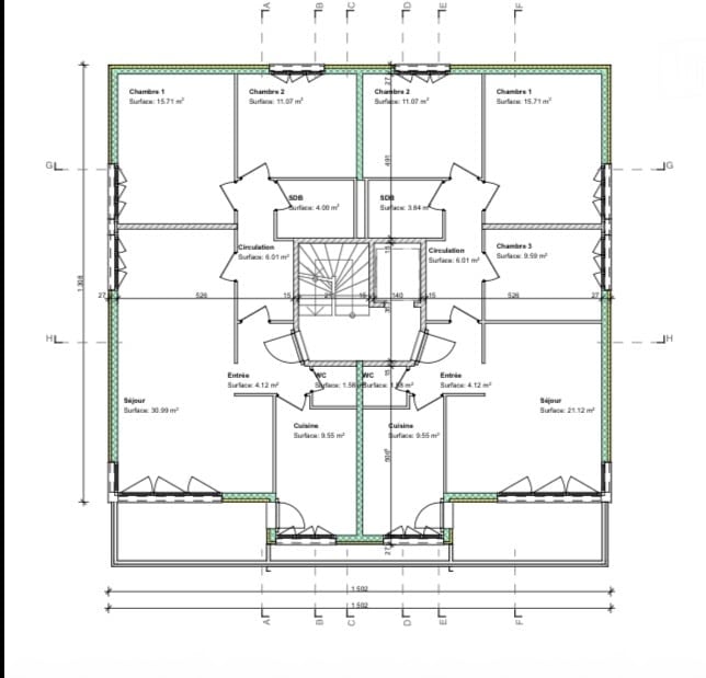 Floor plan of a residential space with labeled rooms including bedrooms, living areas, kitchen, bathrooms, and entrance. Dimensions and surface areas are provided for each room.