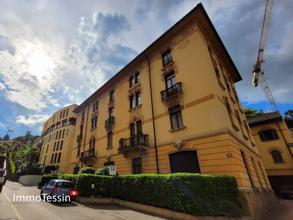 Seltene-Duplex-Wohnung-in-einem-Liberty-Palazzo-von-1929-an-bester-Lage-im-Zentrum-von-Lugano-19-1024x768.jpg