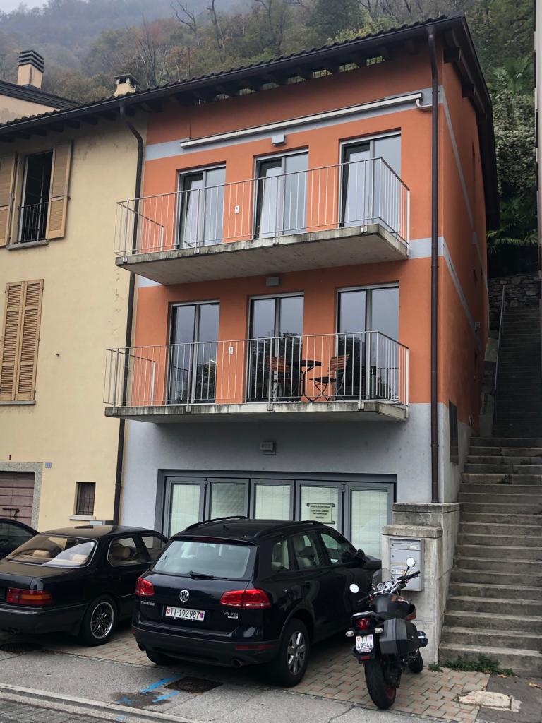 Bild MELIDE - ELEGANTE APPARTAMENTO 2.5 LOCALI SUL LUNGOLAGO