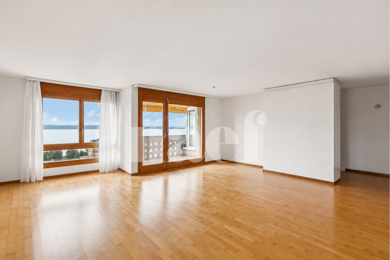 Immobilie in Neuchâtel - Appartement de 4.5 pièces avec vue sur le lac - Bild 1