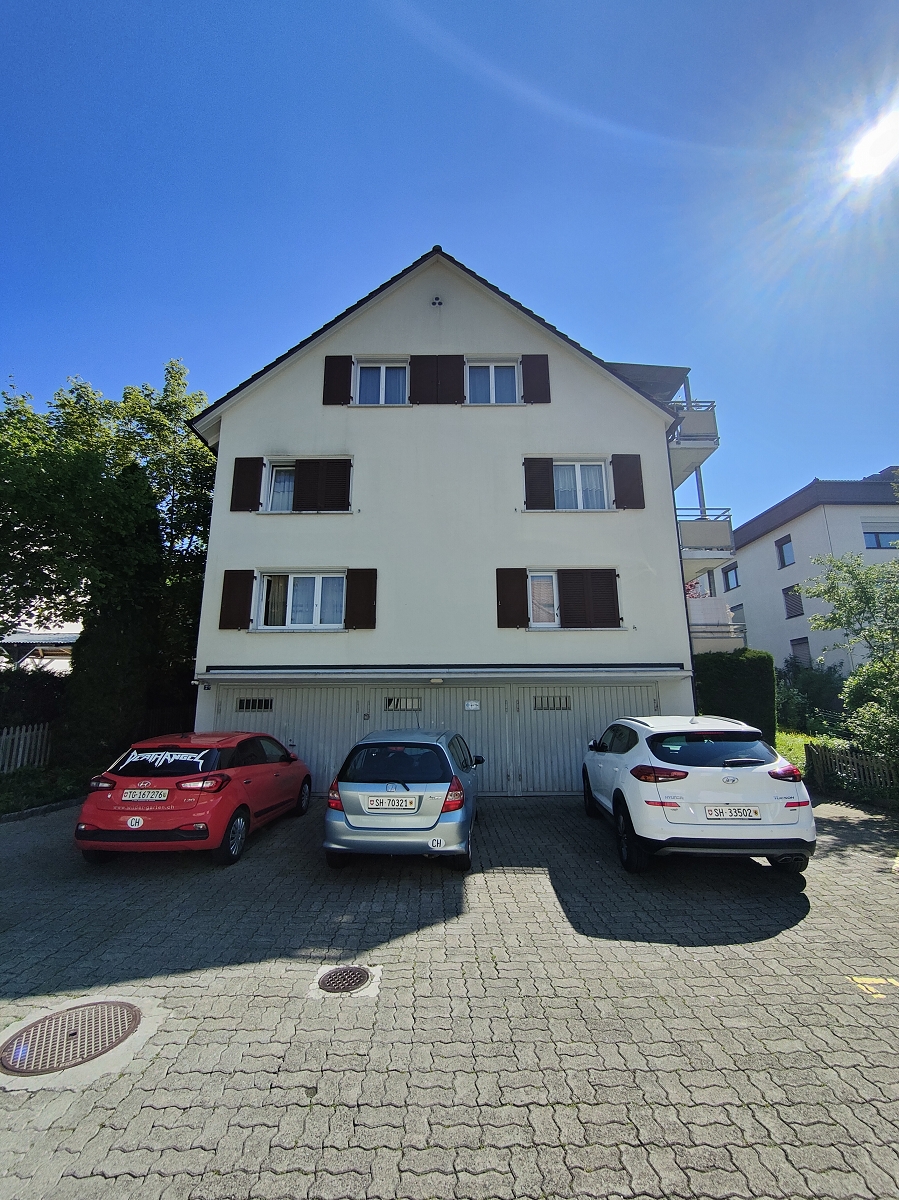 Bild Tolle und grosszügige Dachwohnung an ruhiger Lage